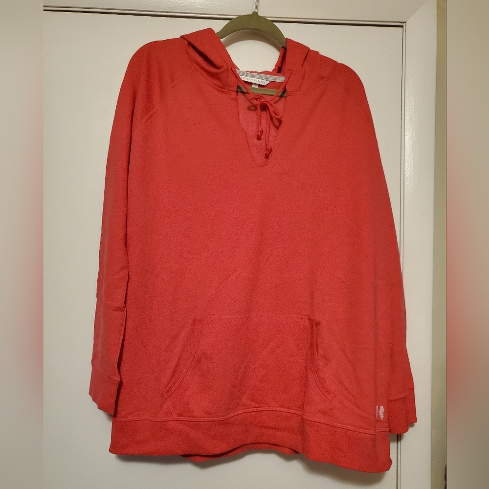 ❄️Victoria's Secret tunic shirt with hood❄️